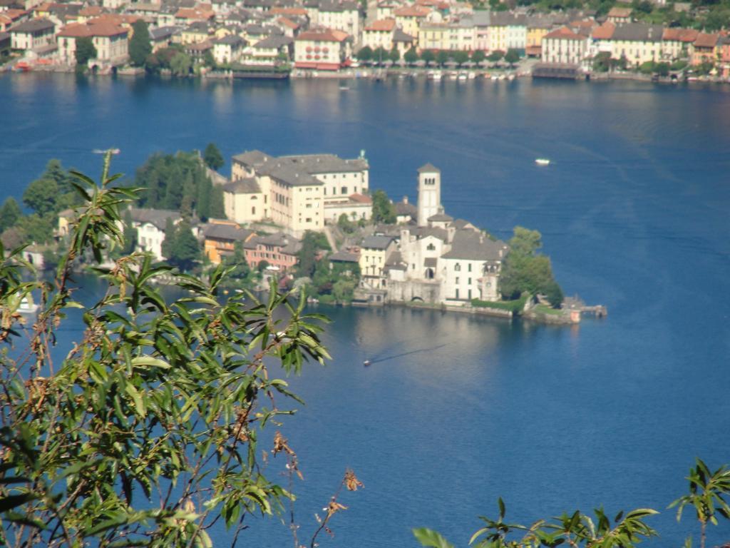 Ginetta Appartement Madonna Del Sasso Kamer foto