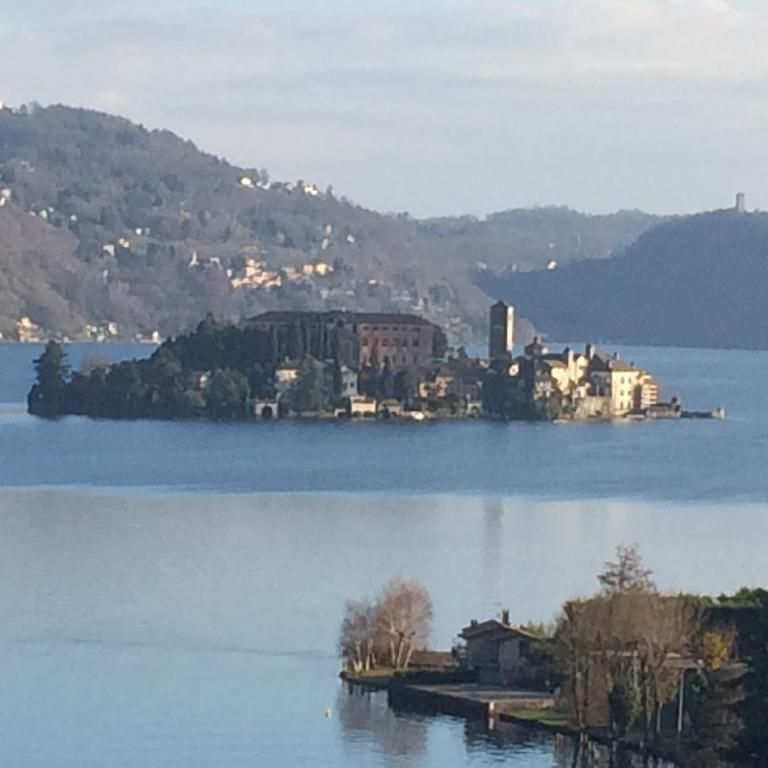 Ginetta Appartement Madonna Del Sasso Buitenkant foto